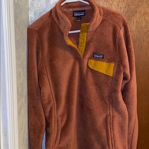 Patagonia pullover fleece
